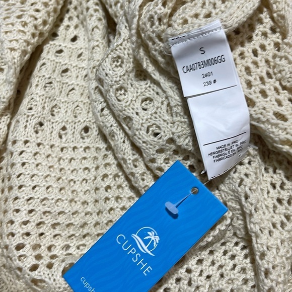 Seaside Whispers‎ Crocheted Cover-Up size S - Picture 7 of 7